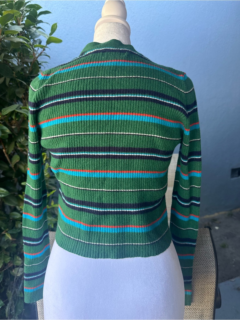 Timing Green Striped Cropped V-Neck Cardigan - Picture 2 of 6